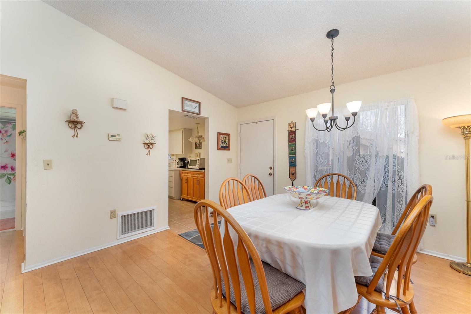 Image 9 of 25 For 6315 29th Avenue W