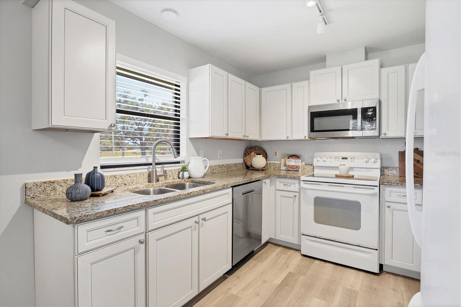 Image 17 of 40 For 7374 Royal Birkdale Drive 15d
