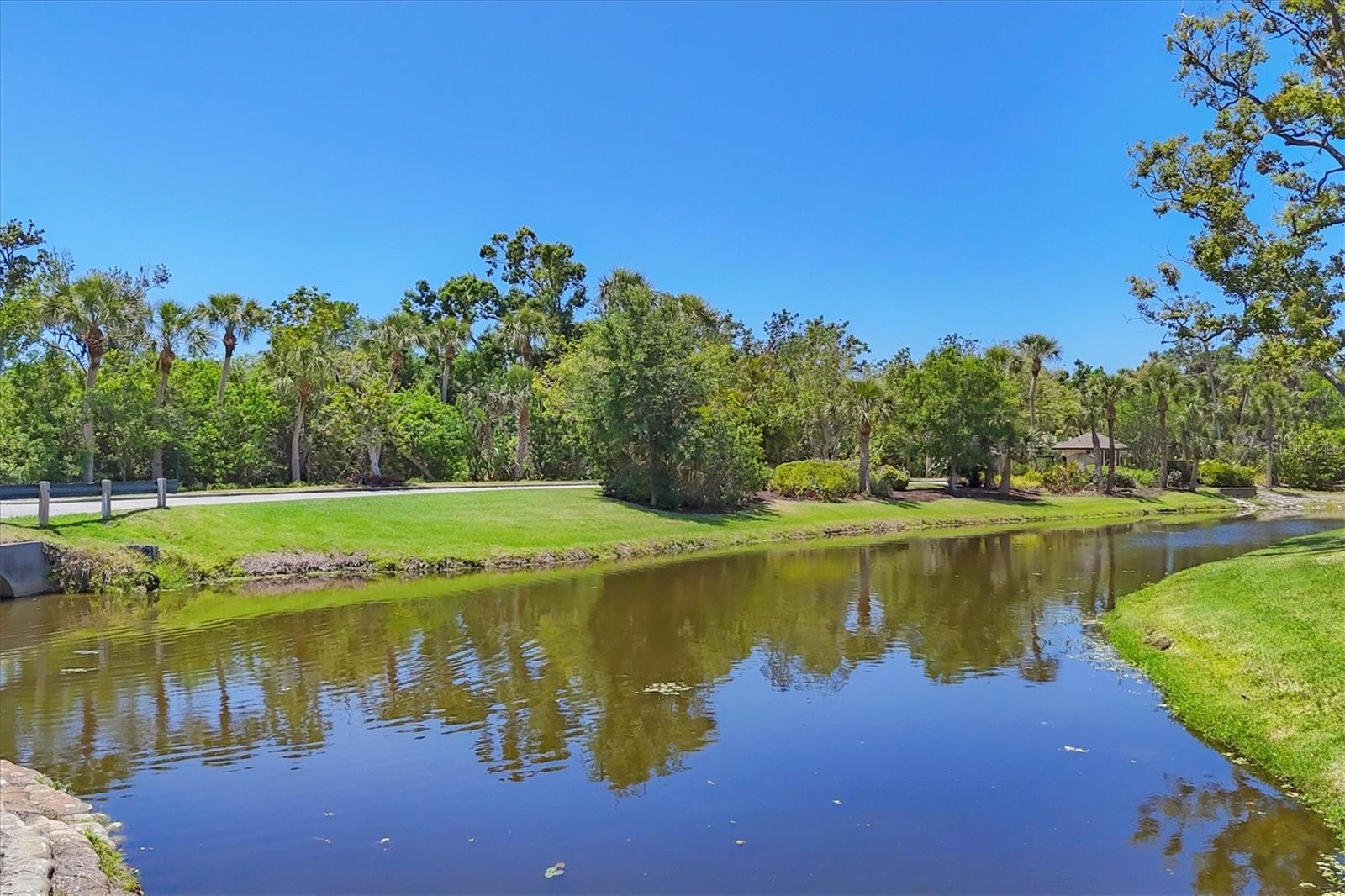 Image 37 of 40 For 7374 Royal Birkdale Drive 15d
