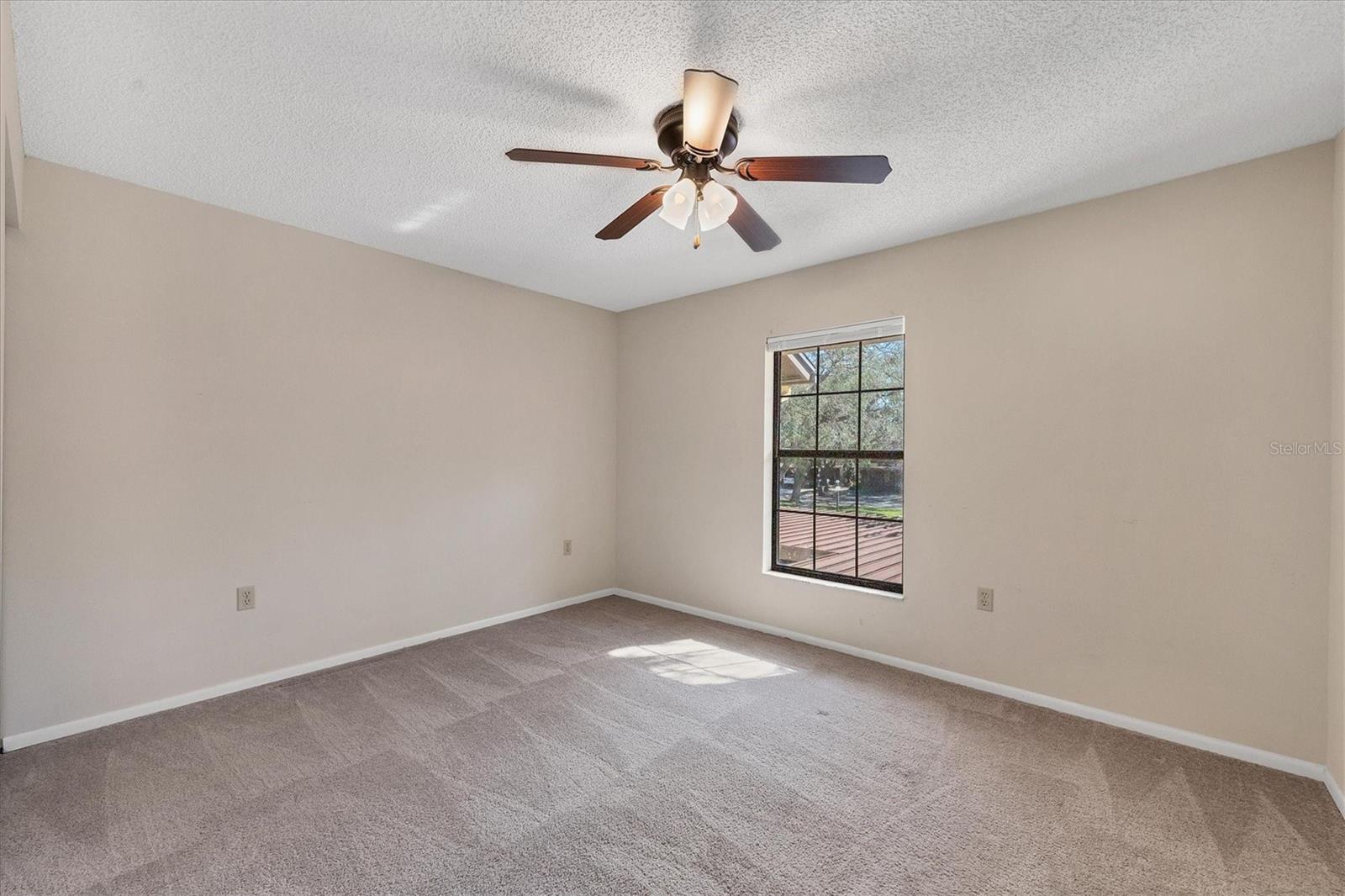 Image 24 of 33 For 4414 Spicewood Drive H