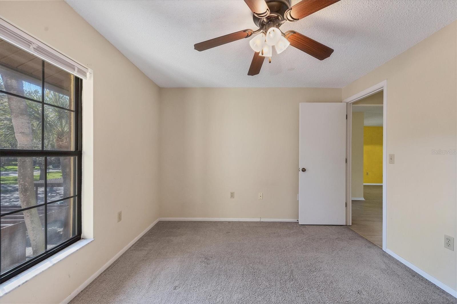 Image 25 of 33 For 4414 Spicewood Drive H