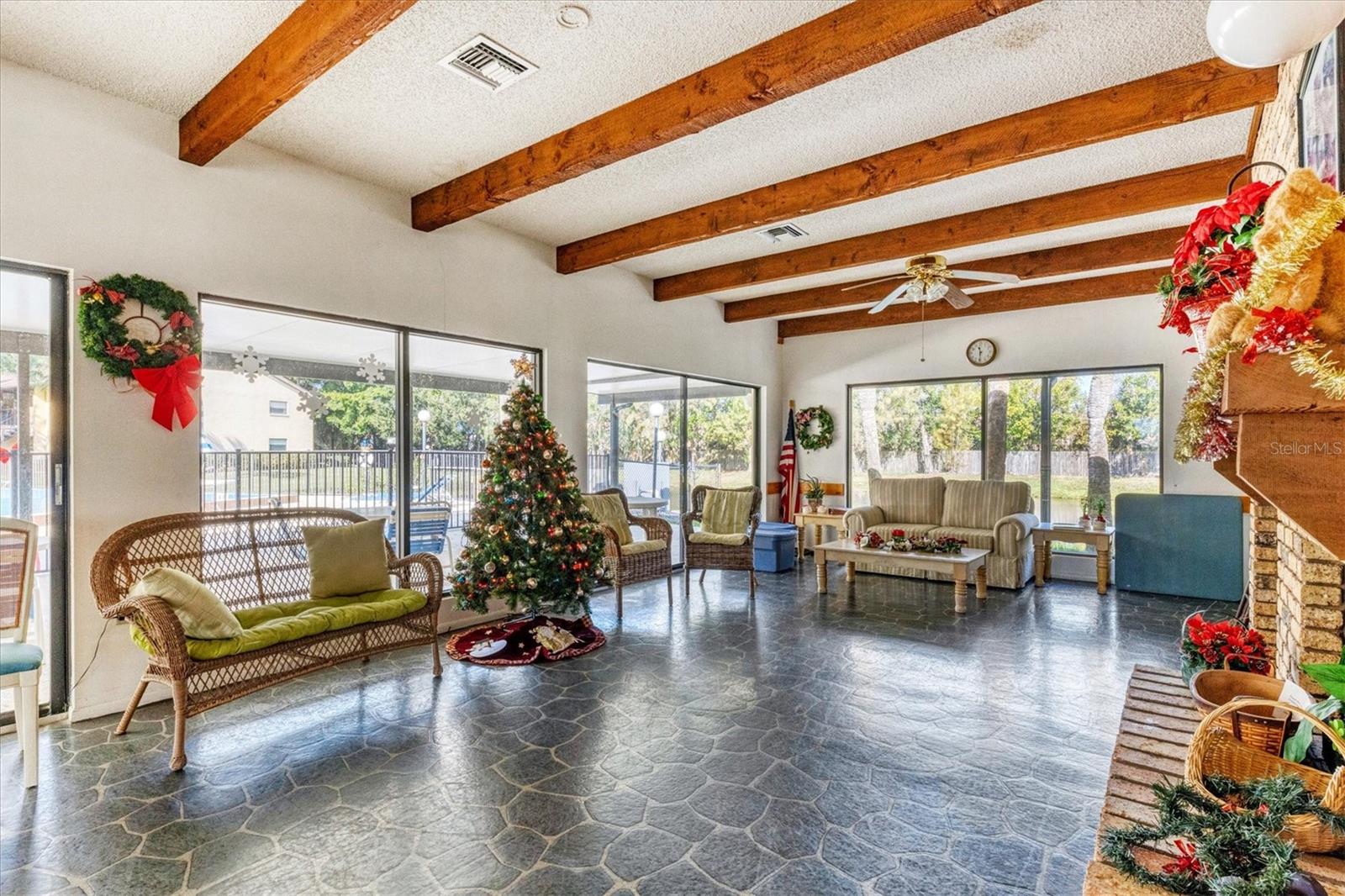 Image 28 of 33 For 4414 Spicewood Drive H
