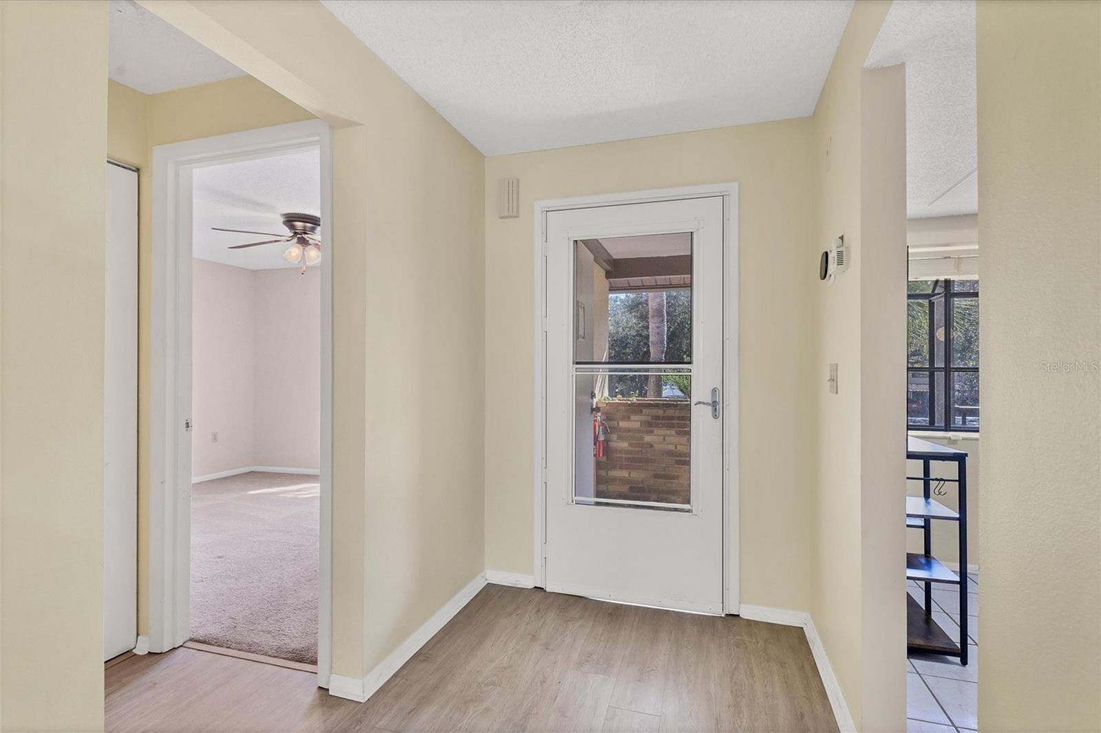 Image 4 of 33 For 4414 Spicewood Drive H