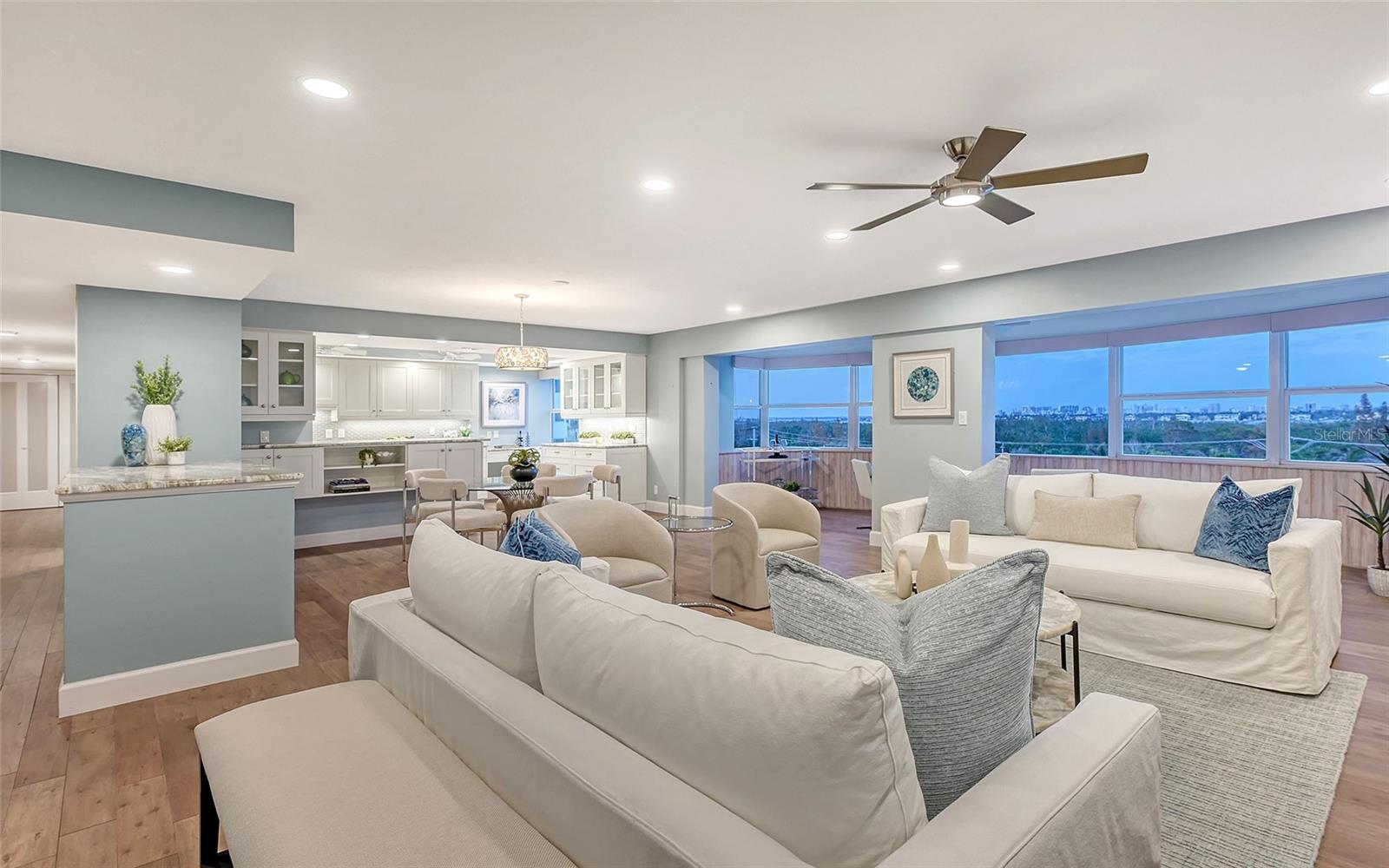 Image 3 of 50 For 1750 Benjamin Franklin Drive 6f