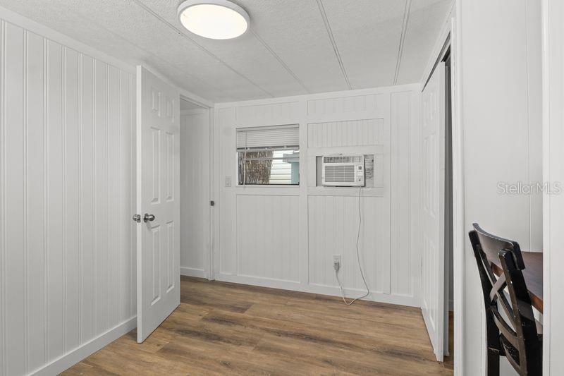 Image 9 of 16 For 2601 Gulf Drive N 317