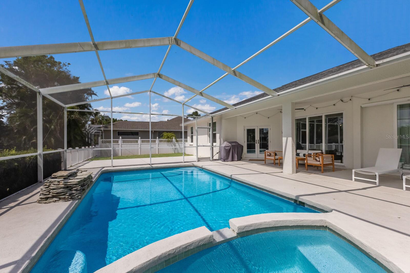 Image 38 of 43 For 5782 Sandy Pointe Drive