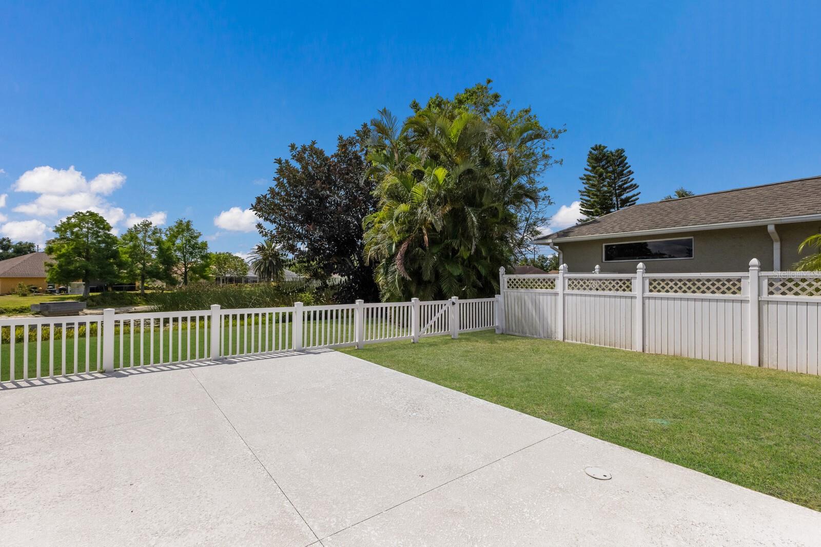 Image 43 of 43 For 5782 Sandy Pointe Drive