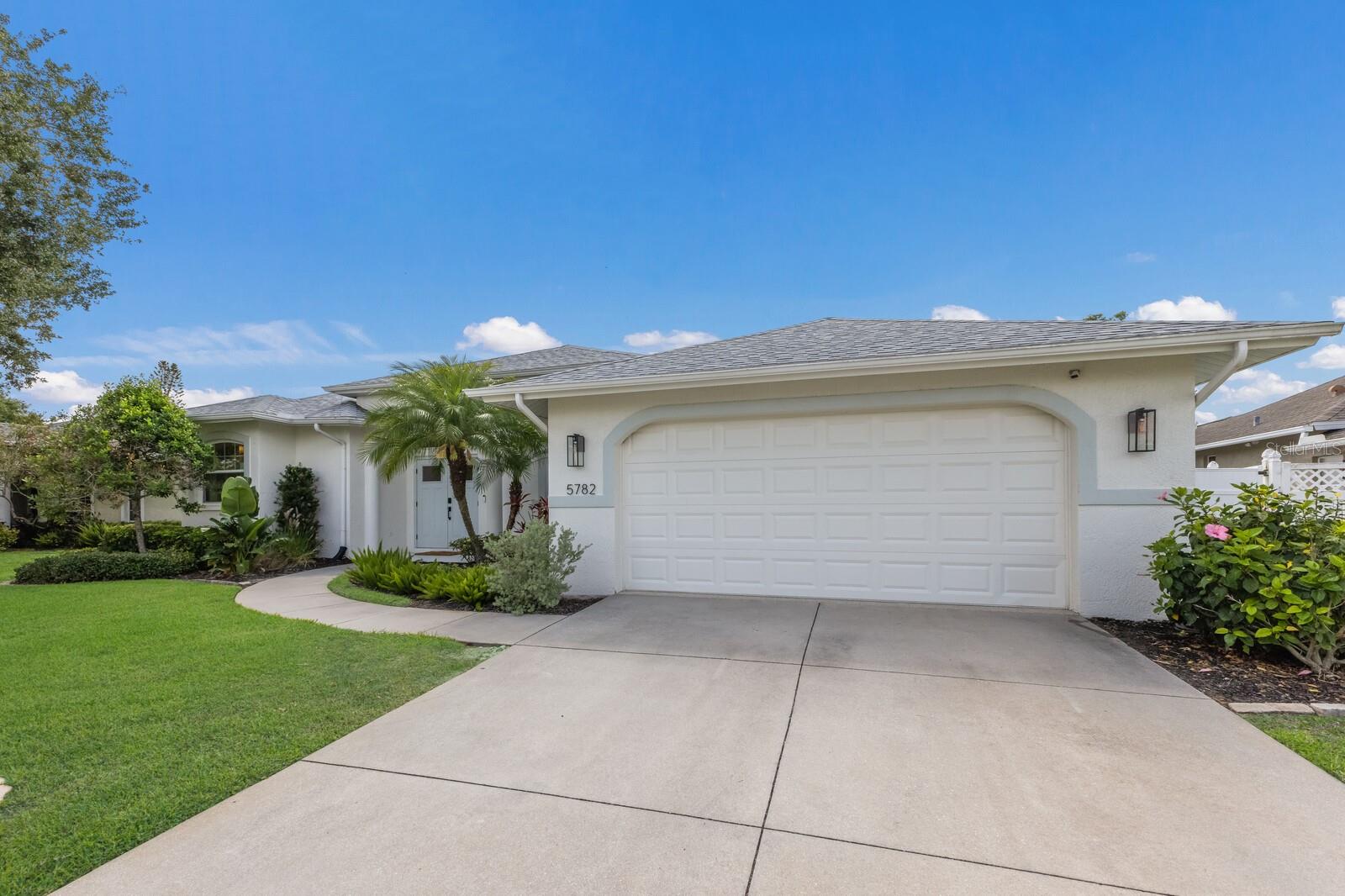 Image 5 of 43 For 5782 Sandy Pointe Drive