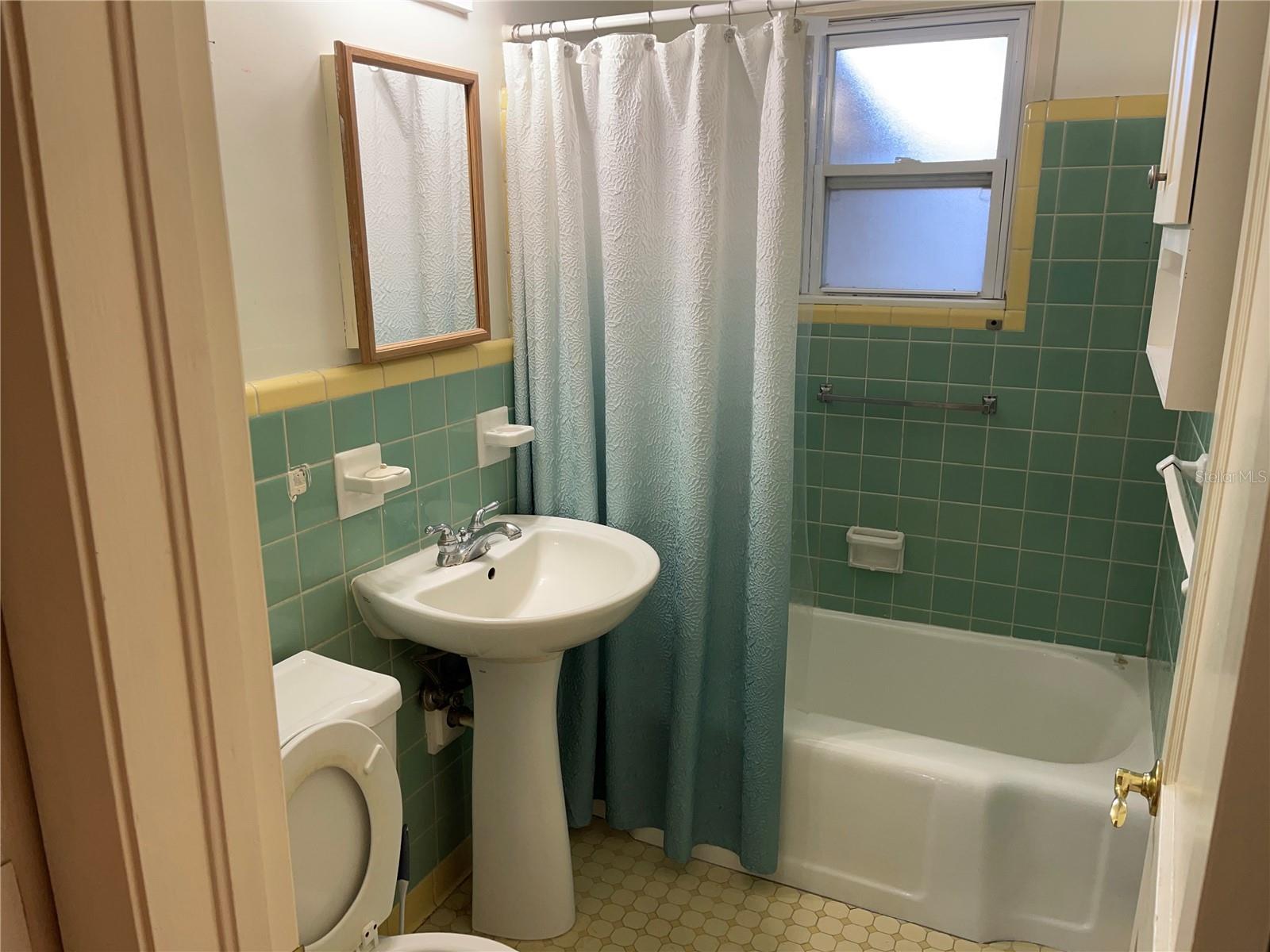 Image 12 of 23 For 2415 Pelican Drive
