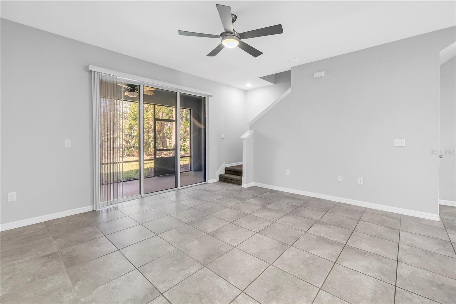 Image 15 of 44 For 8685 Daydream Street
