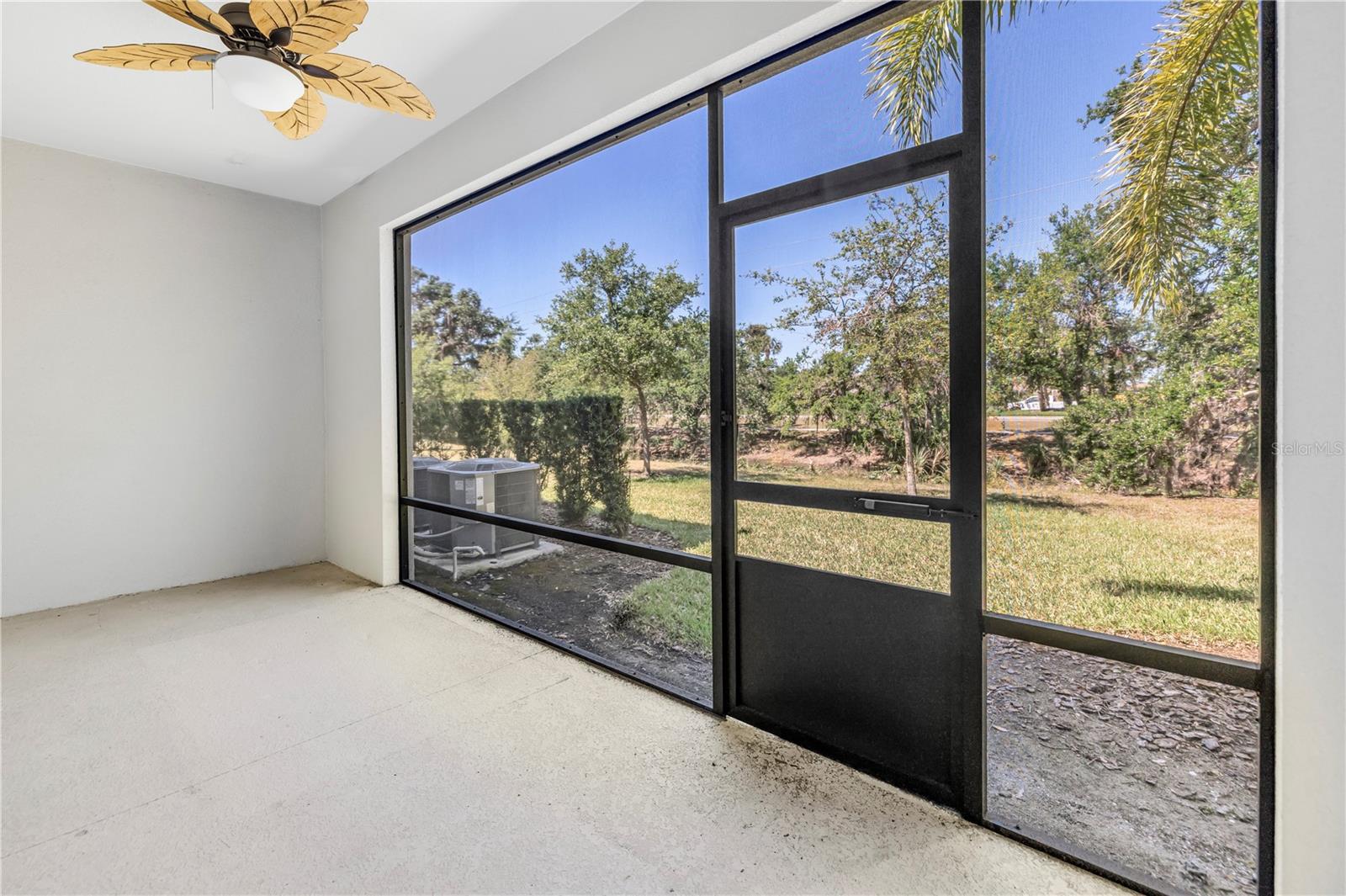 Image 34 of 44 For 8685 Daydream Street