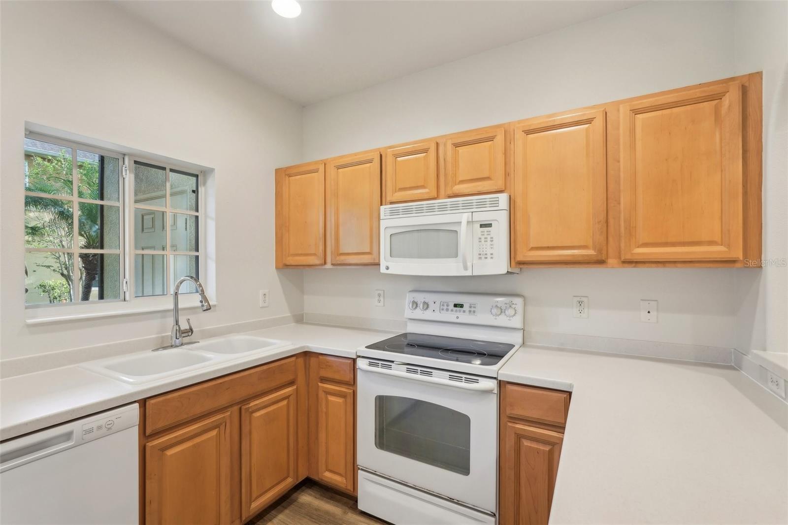 Image 9 of 29 For 12358 Destiny Drive