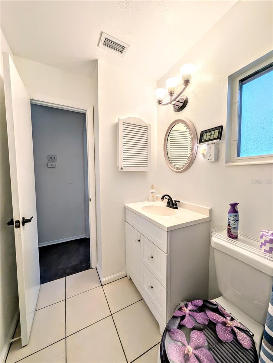 Image 15 of 28 For 6099 Coral Way