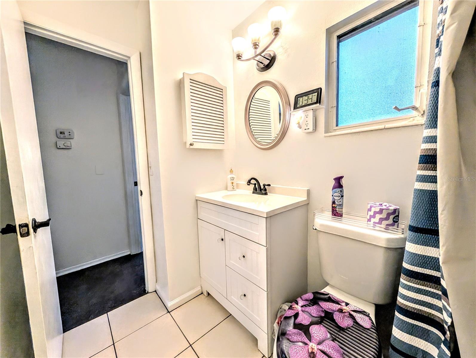 Image 16 of 28 For 6099 Coral Way