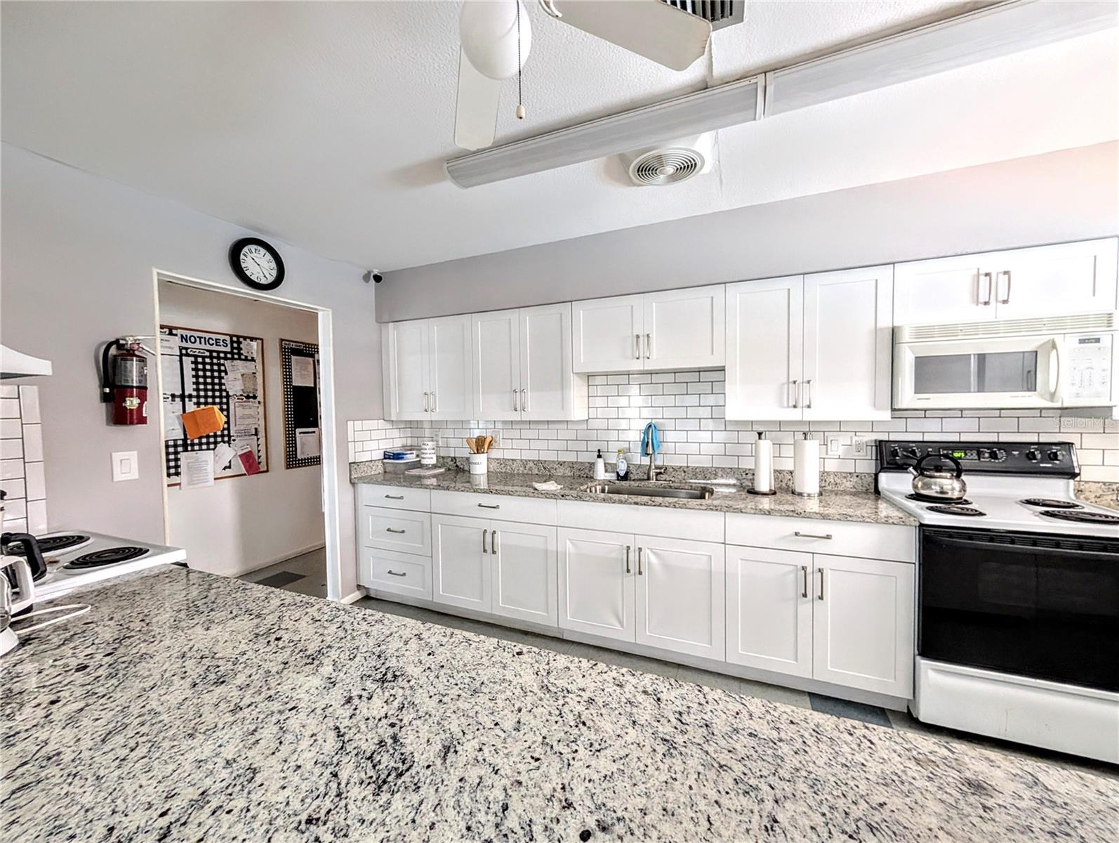 Image 22 of 28 For 6099 Coral Way