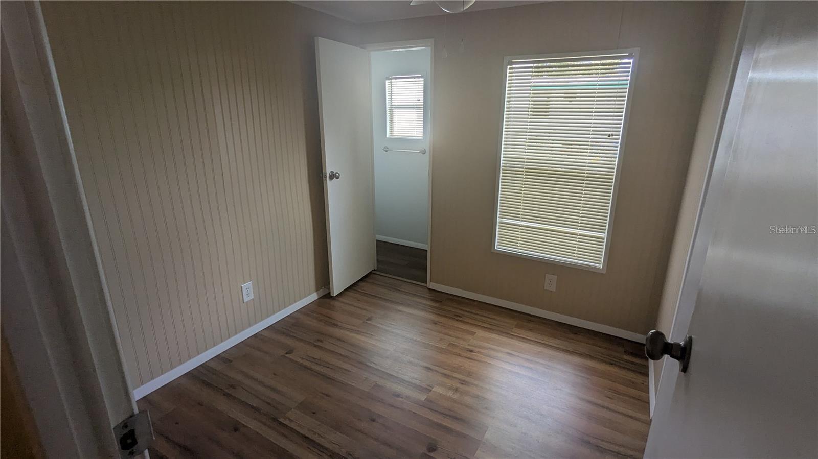 Image 6 of 11 For 39518 Sterling Drive