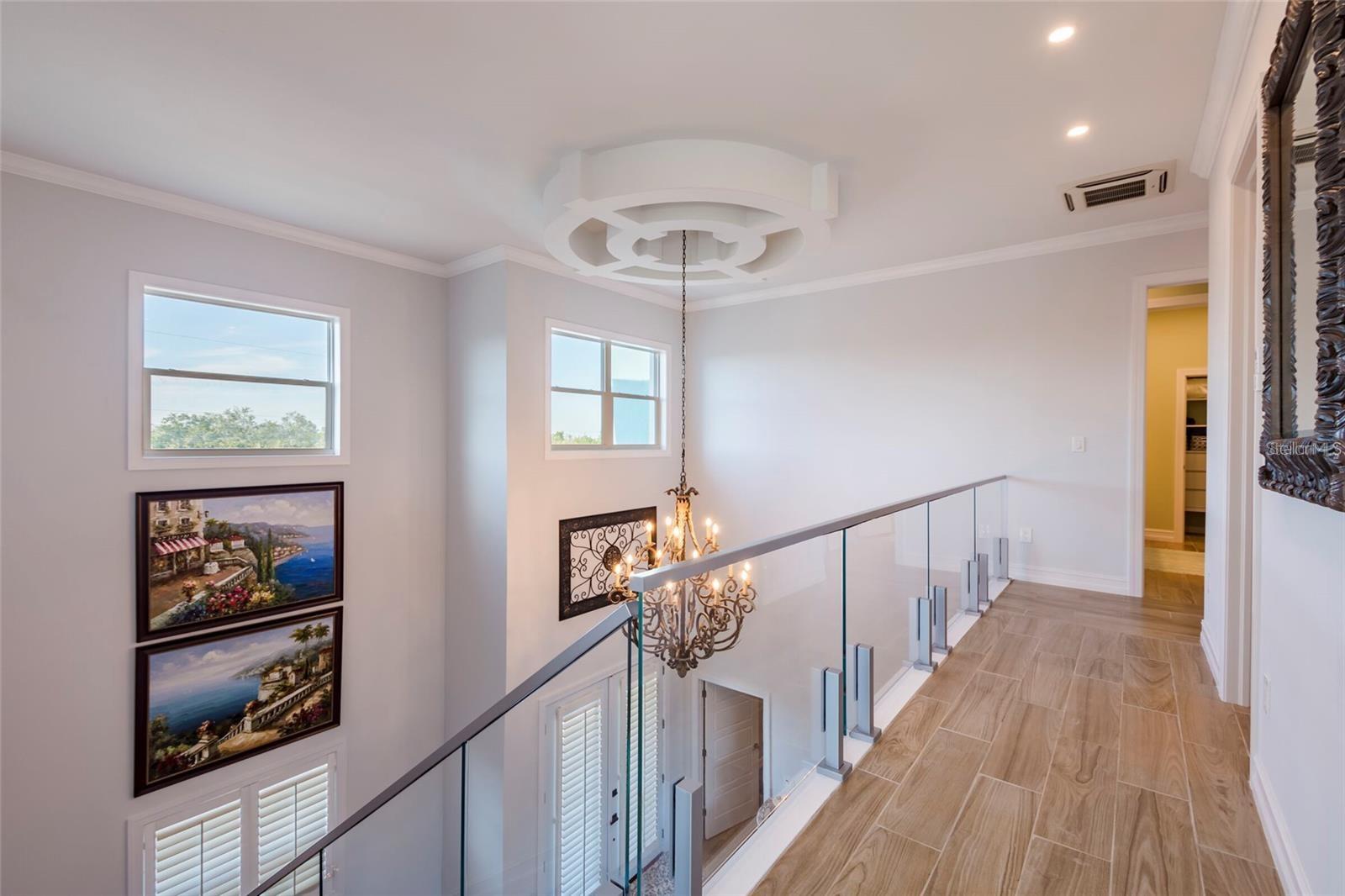 Image 33 of 63 For 654 Jungle Queen Way