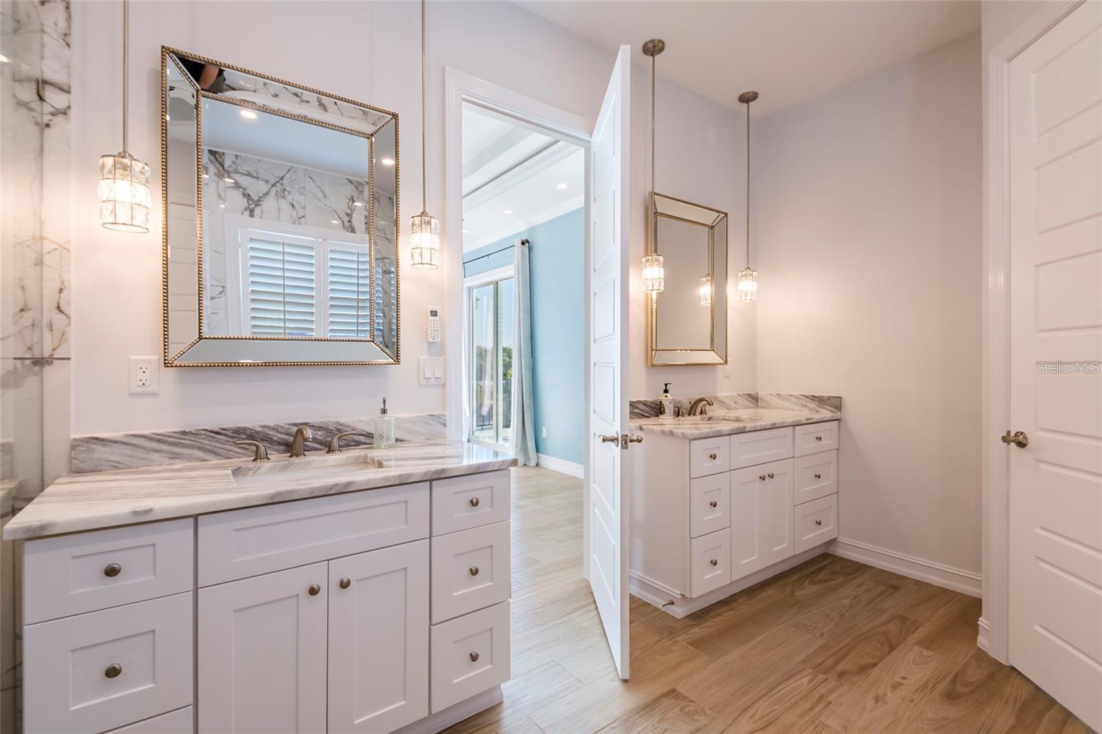 Image 40 of 63 For 654 Jungle Queen Way