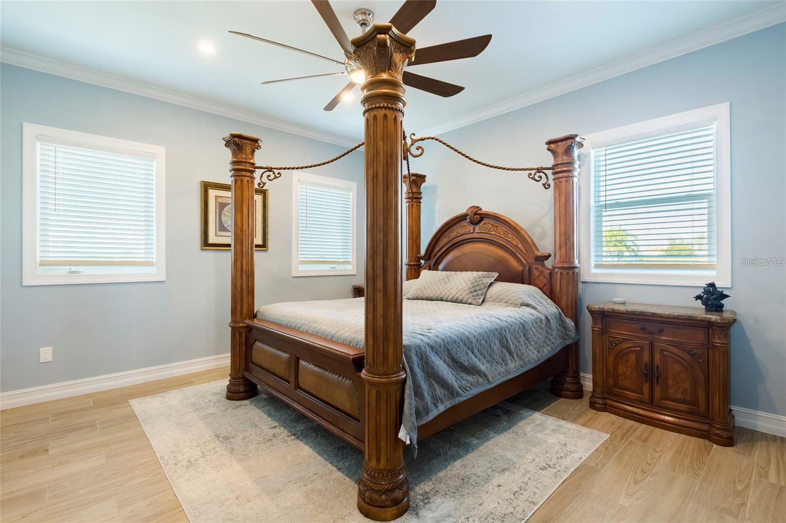 Image 50 of 63 For 654 Jungle Queen Way