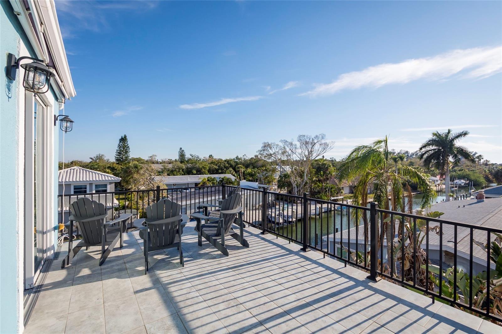 Image 55 of 63 For 654 Jungle Queen Way