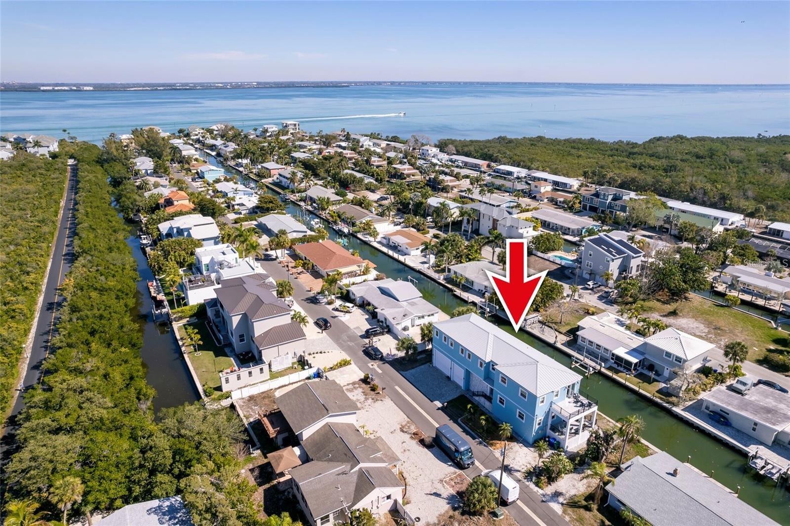Image 6 of 63 For 654 Jungle Queen Way