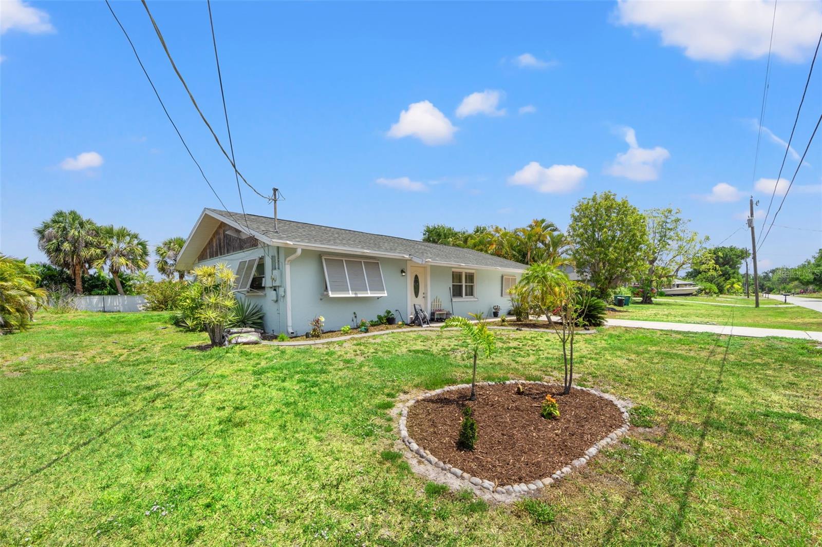 Image 2 of 21 For 28442 Coco Palm Drive