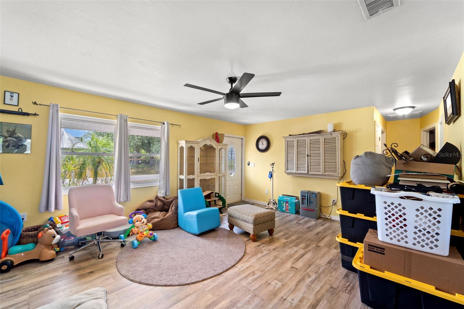 Image 6 of 21 For 28442 Coco Palm Drive