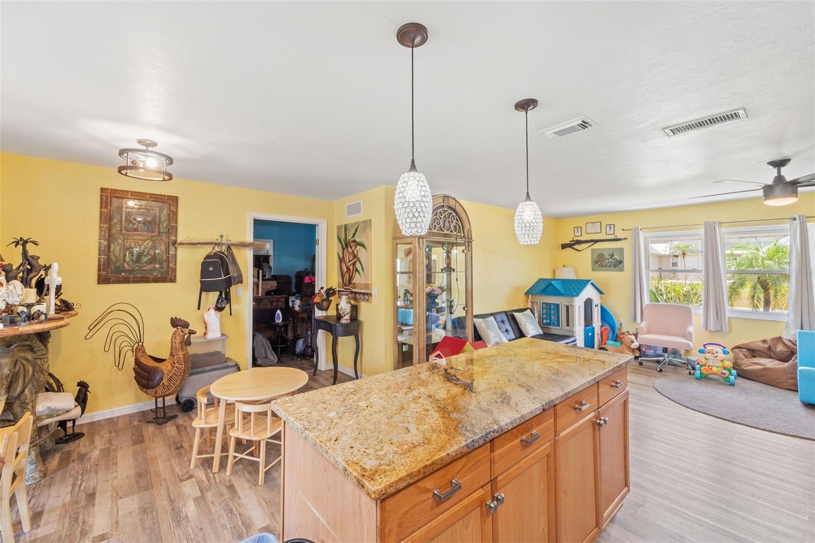 Image 9 of 21 For 28442 Coco Palm Drive
