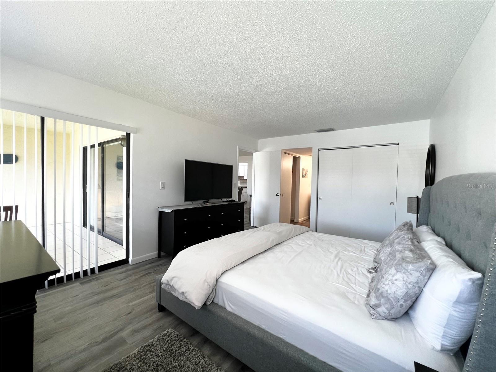 Image 10 of 19 For 4658 Longwater Chase  104
