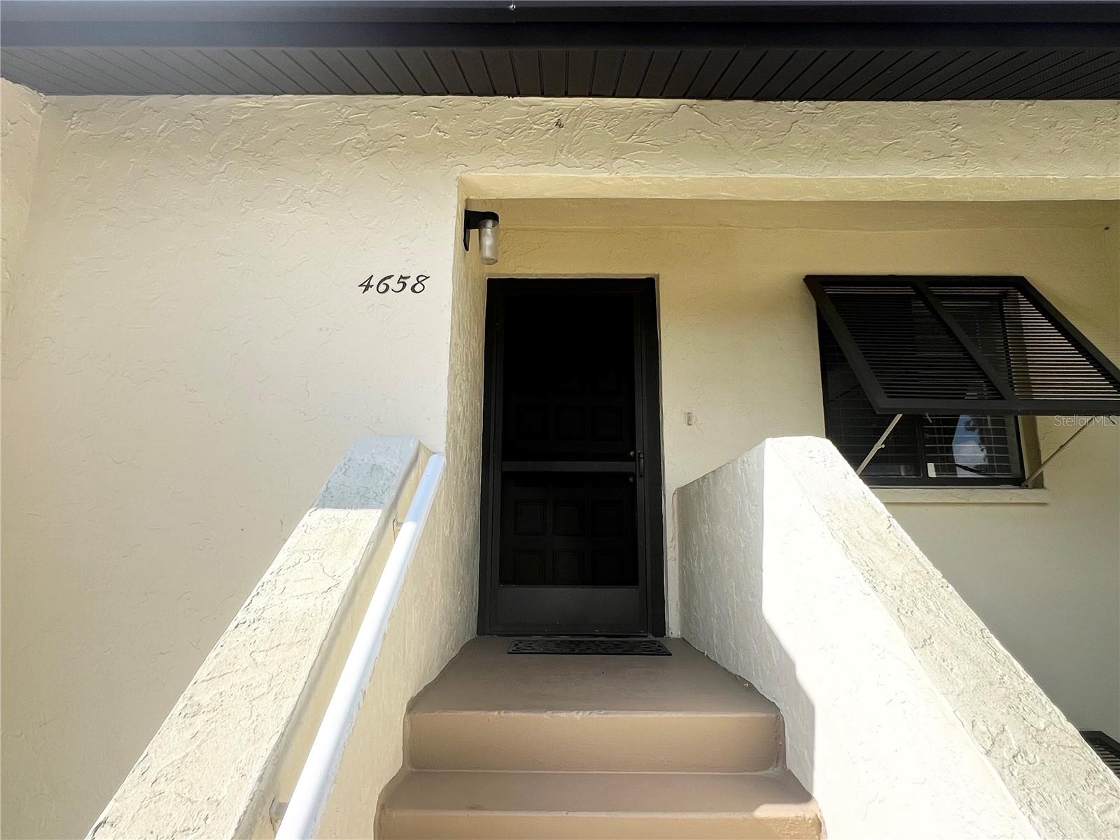 Image 2 of 19 For 4658 Longwater Chase  104