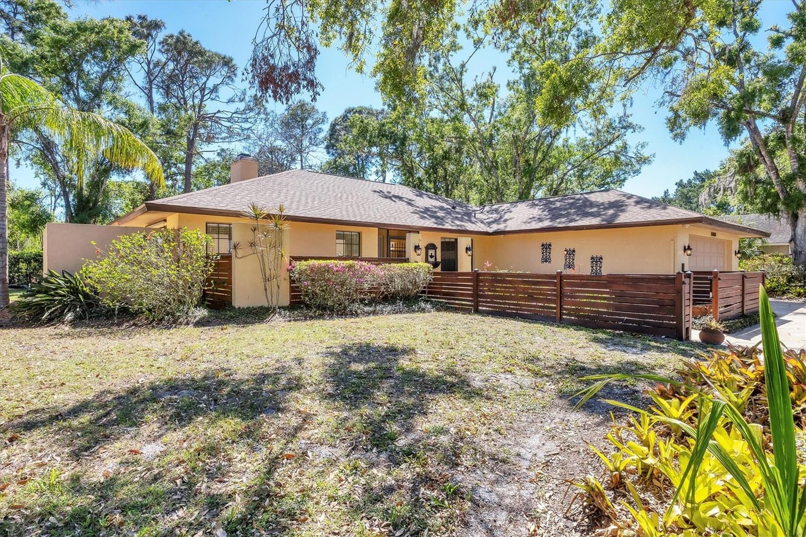 Image 13 of 47 For 8036 Conservatory Circle