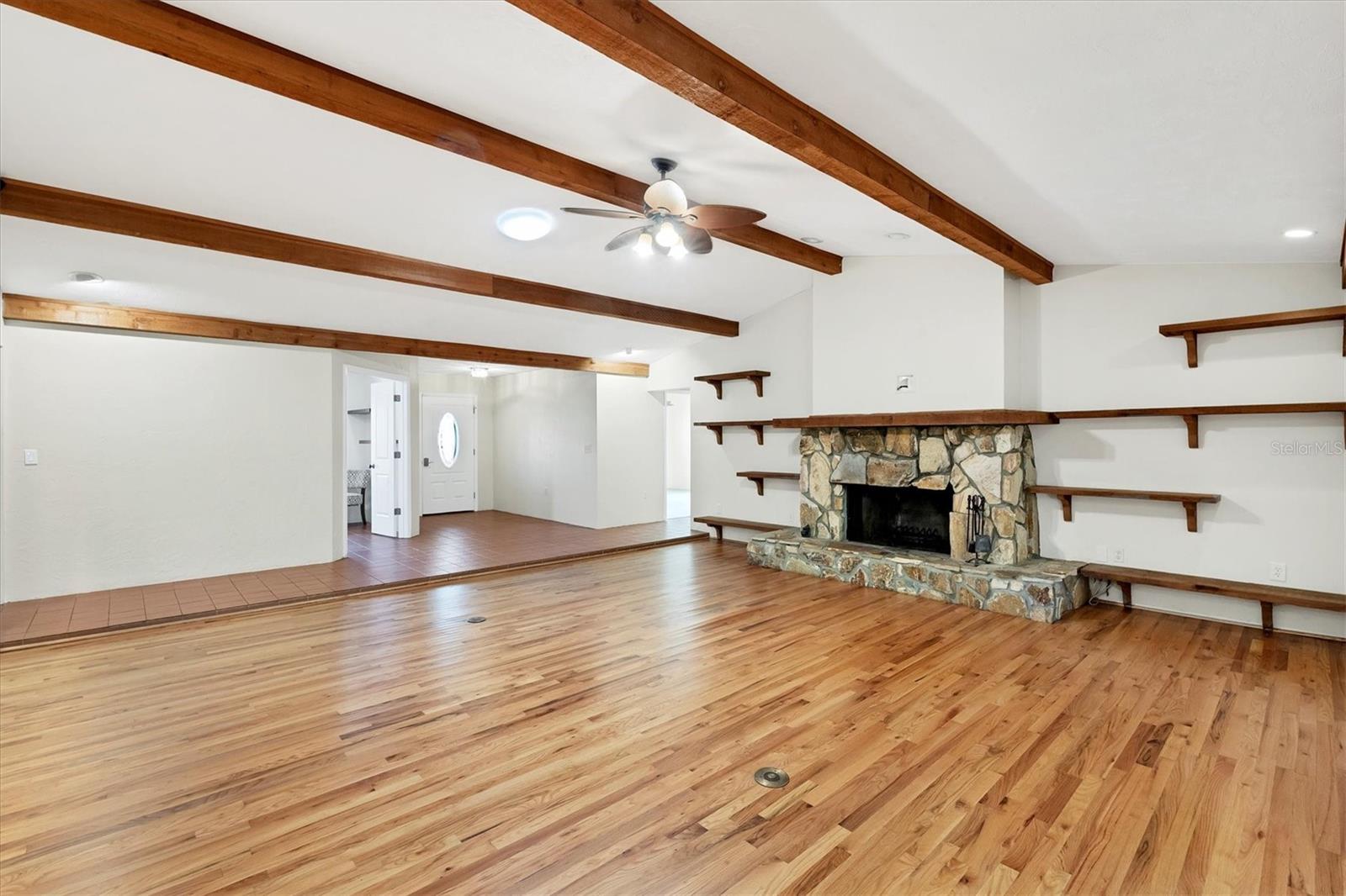 Image 14 of 47 For 8036 Conservatory Circle