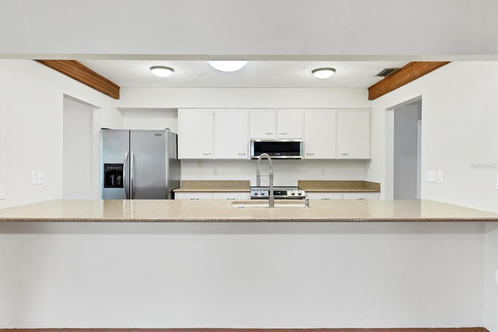 Image 16 of 47 For 8036 Conservatory Circle