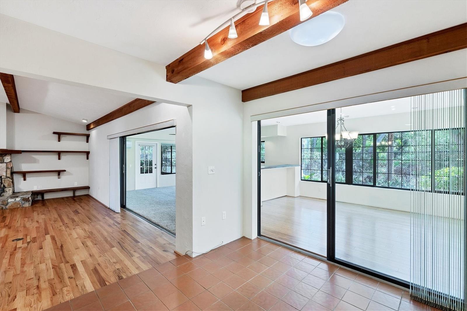 Image 19 of 47 For 8036 Conservatory Circle