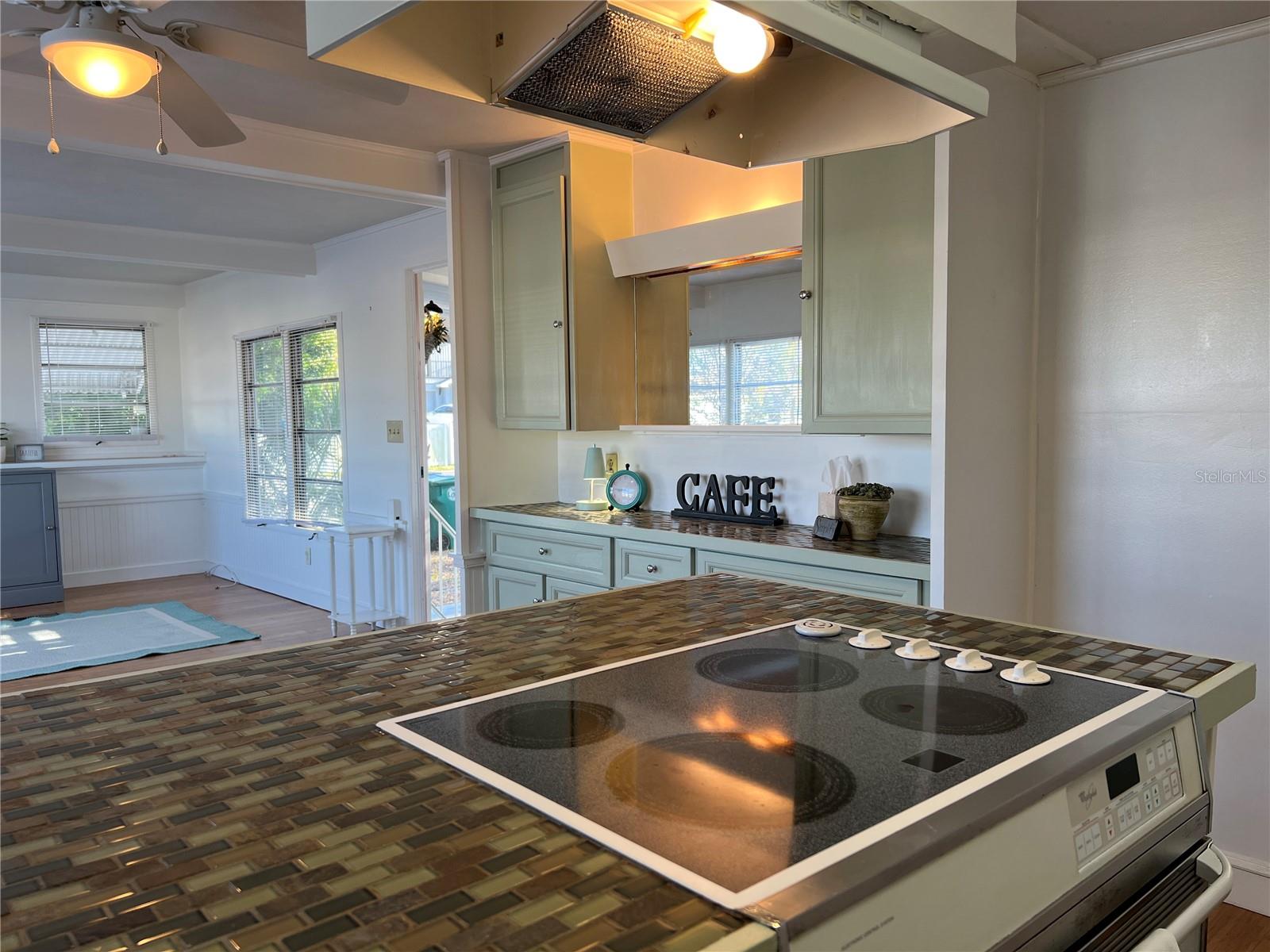 Image 15 of 40 For 3114 10th Street W