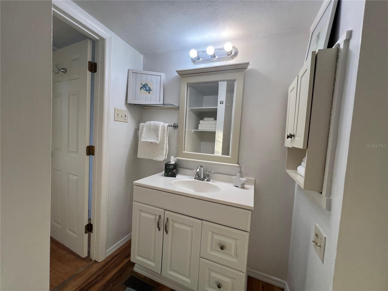 Image 21 of 40 For 3114 10th Street W