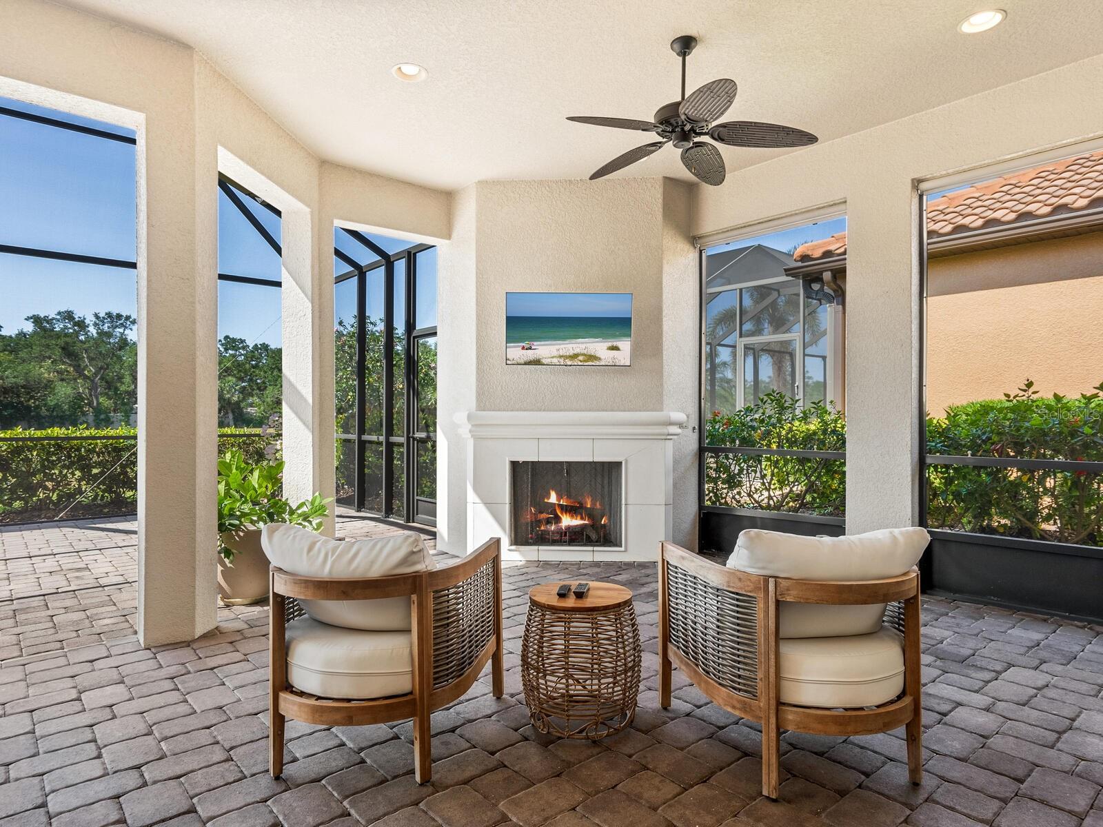 Image 30 of 54 For 2525 Vaccaro Drive