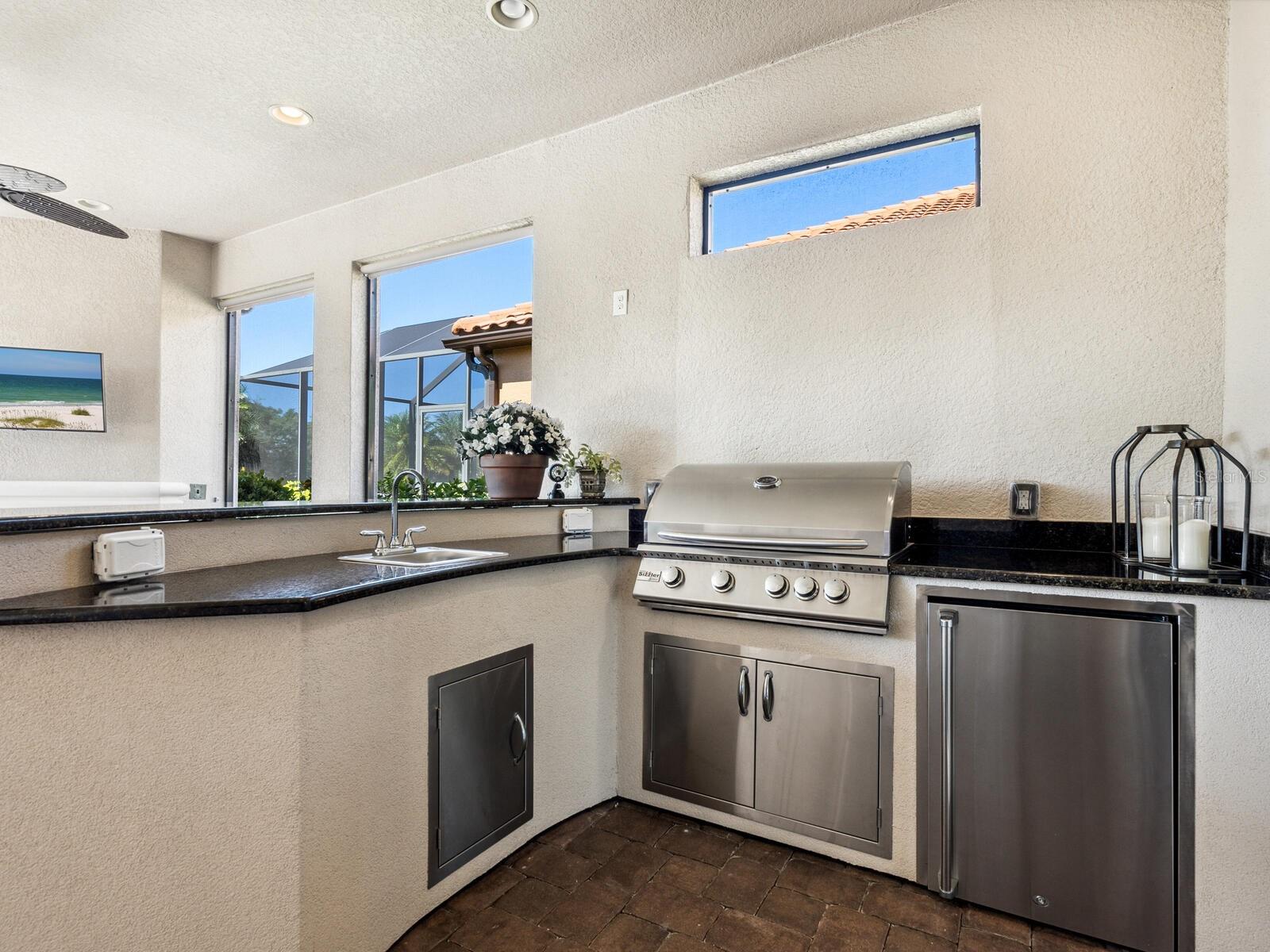 Image 32 of 54 For 2525 Vaccaro Drive