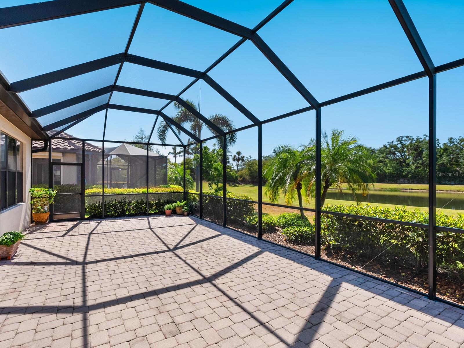 Image 36 of 54 For 2525 Vaccaro Drive