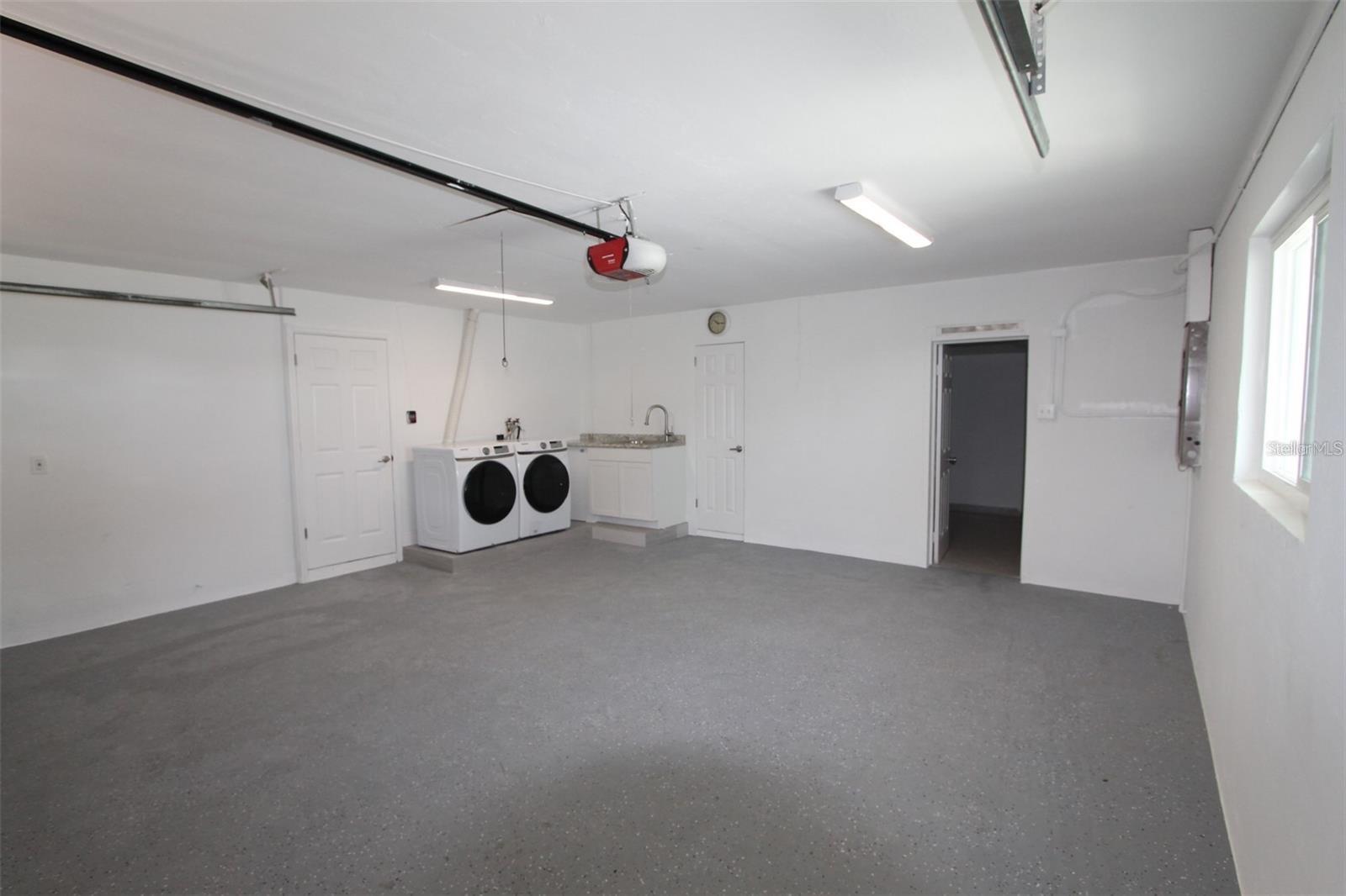 Image 22 of 47 For 5522 Yorkshire Way