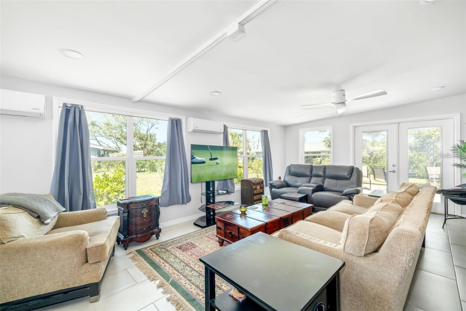 Image 5 of 47 For 5522 Yorkshire Way