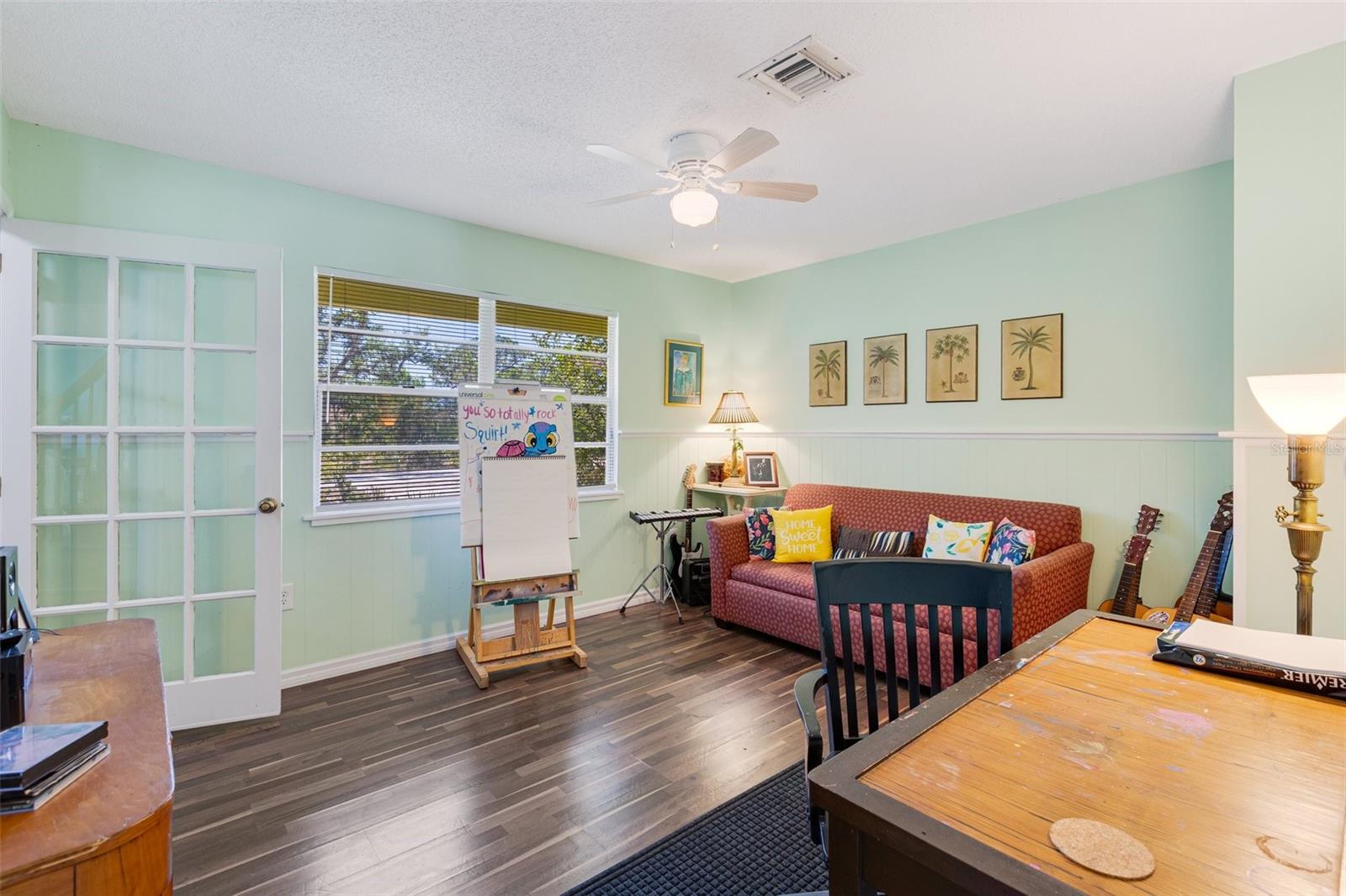 Image 13 of 39 For 2165 Lemon Avenue