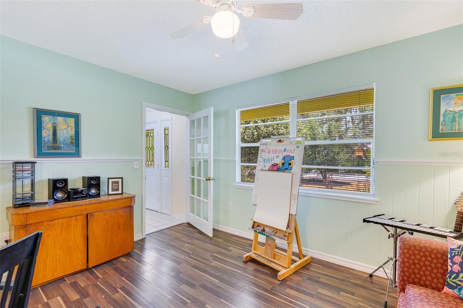 Image 14 of 39 For 2165 Lemon Avenue