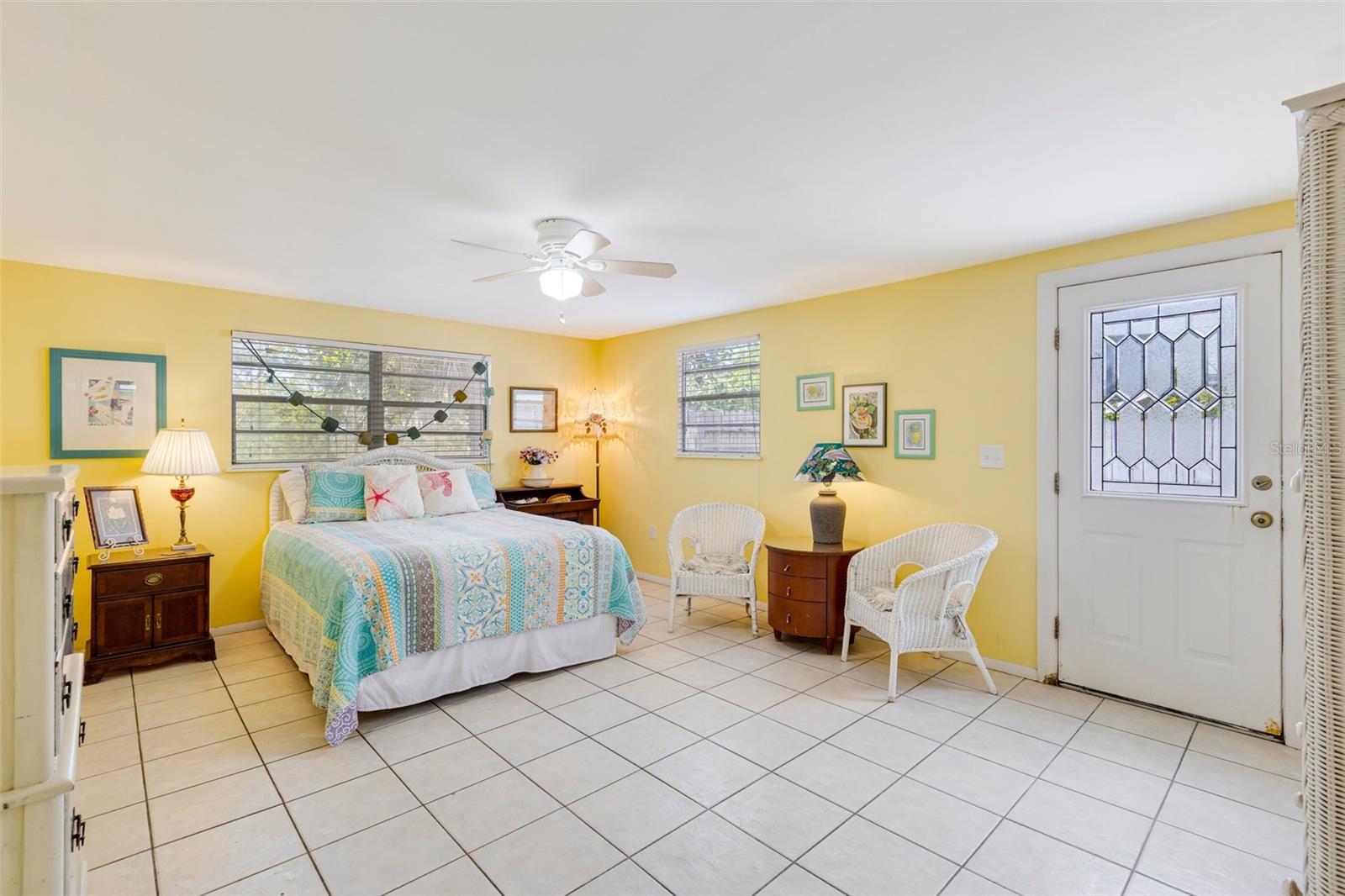 Image 17 of 39 For 2165 Lemon Avenue