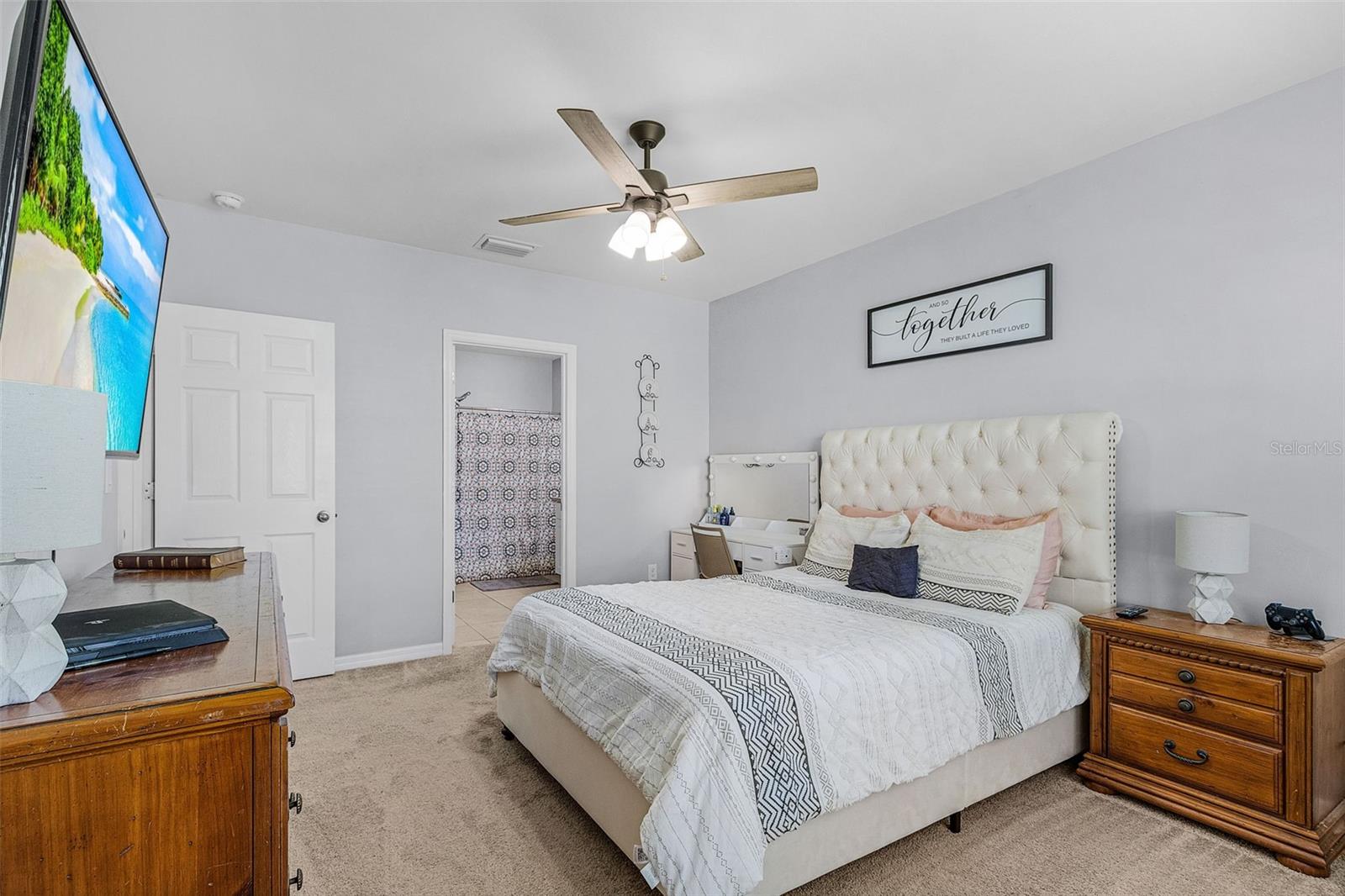 Image 16 of 28 For 7069 Waterford Parkway