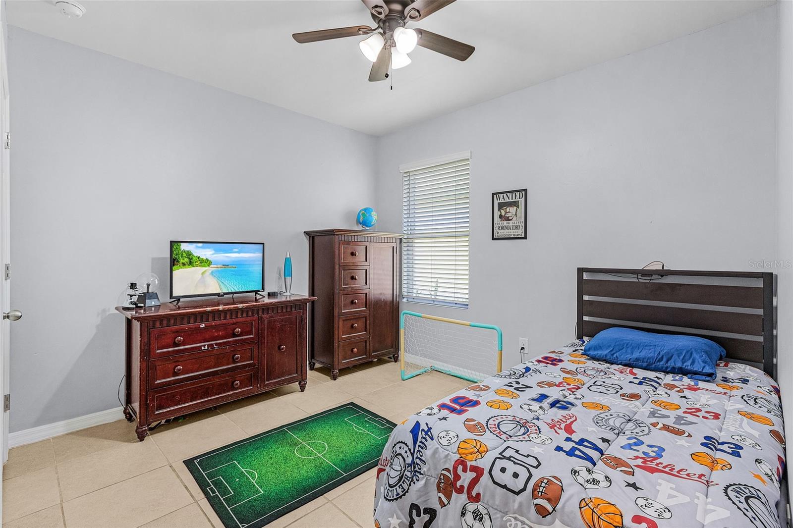 Image 20 of 28 For 7069 Waterford Parkway