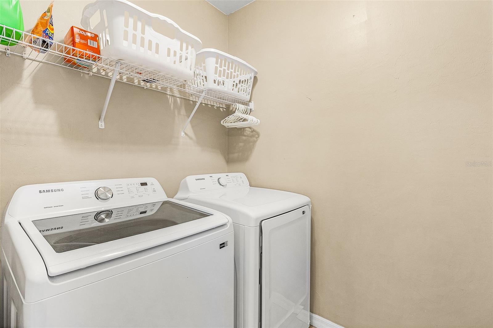 Image 21 of 28 For 7069 Waterford Parkway