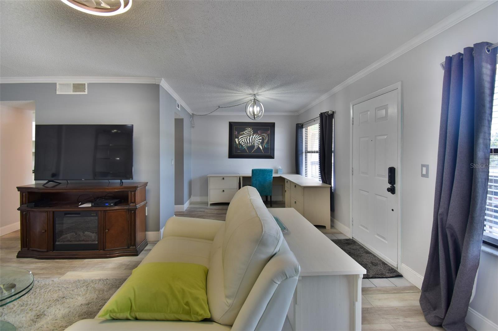 Image 11 of 70 For 625 30th Avenue W G210