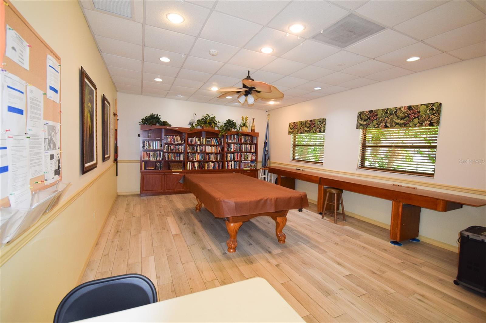 Image 43 of 70 For 625 30th Avenue W G210