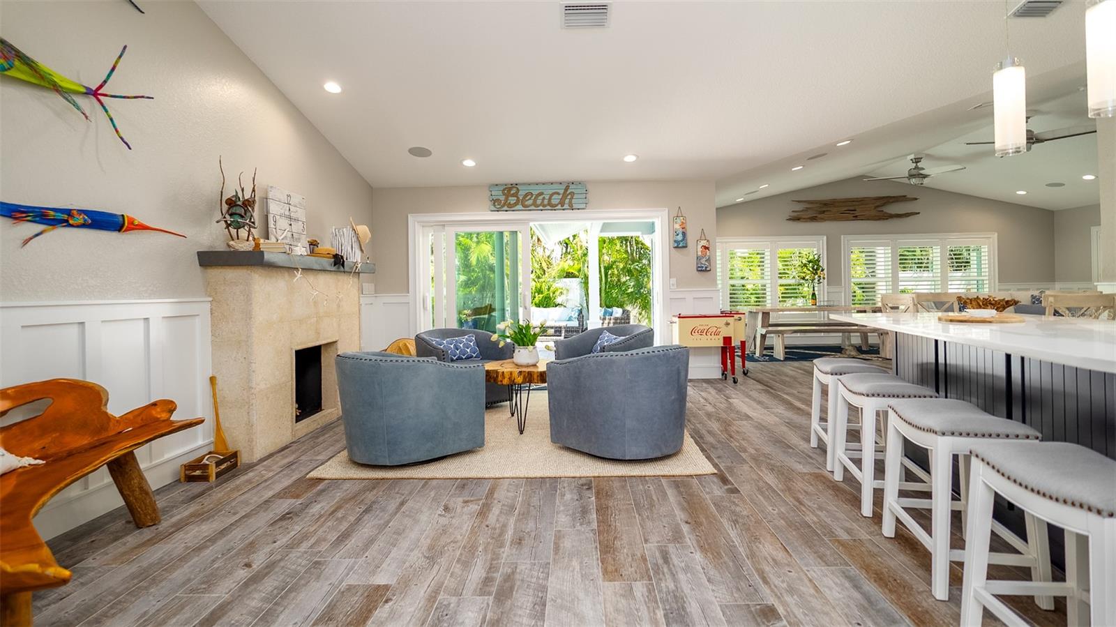 Listing photo id 10 for 403 75th Street